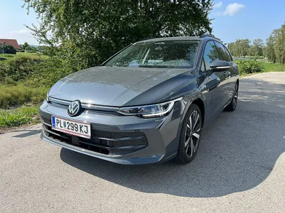 VW Golf Variant Business mHeV DSG