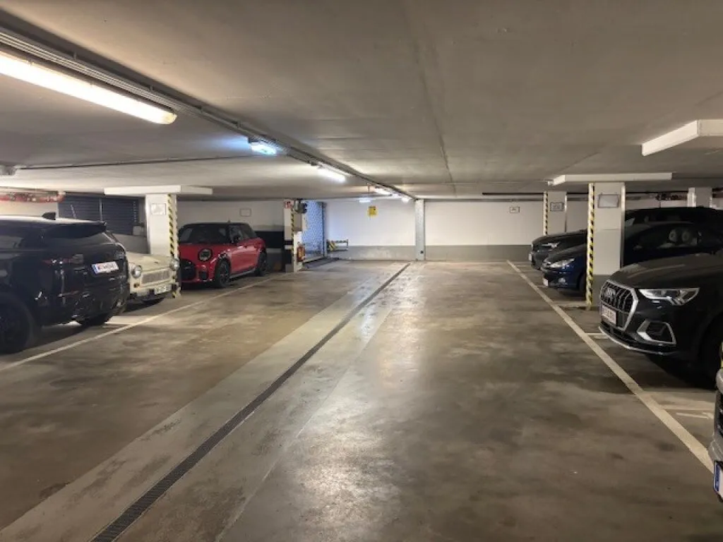 Garagenplatz in Botschaftsviertel! - Ansicht 2