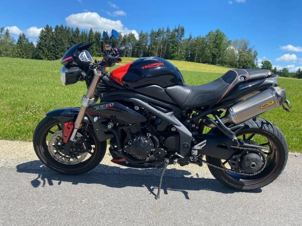 Triumph Speed Triple