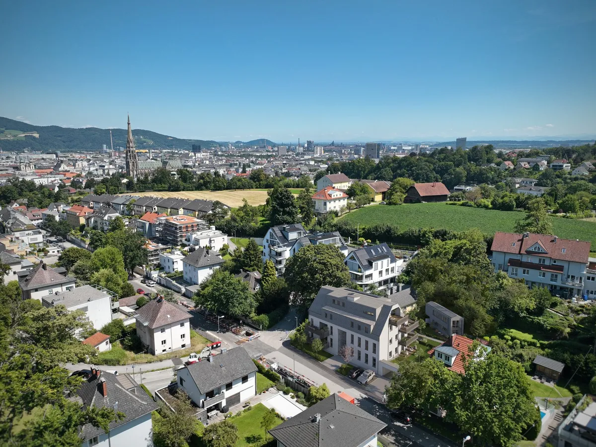 LINZ RÖMERBERG: Moderne 4-Zimmer-Gartenwohnung inkl. TG-Stellplatz zu verkaufen! - Ansicht 3