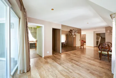 6-Zimmer-Wohnung mieten in Wien – 382 m², € 14.025 – Bild 9 von 18