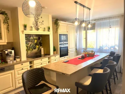 9-Zimmer-Gewerbeimmobilie kaufen in Baden – 240 m², € 579.000 – Bild 8 von 30