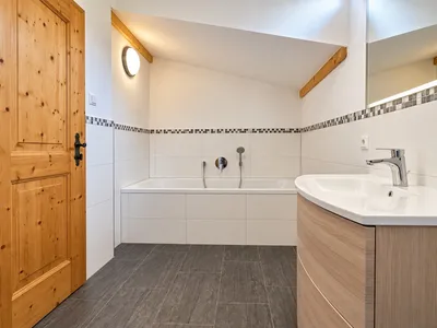 3-Zimmer-Wohnung mieten in Kitzbühel – 78 m², € 1.790 – Bild 4 von 5