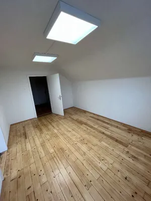 2-Zimmer-Gewerbeimmobilie mieten in Graz-Umgebung – 30 m², € 324 – Bild 2 von 5