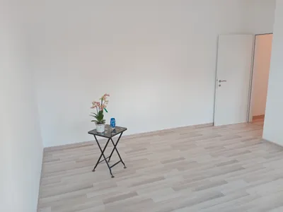 4-Zimmer-Wohnung mieten in Neunkirchen – 55 m², € 550 – Bild 5 von 10