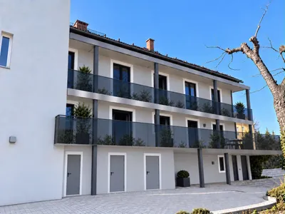Wohnung kaufen in Klagenfurt Land – 74 m², € 352.000 – Bild 2 von 2