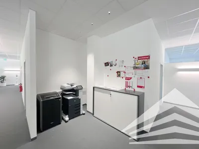 12-Zimmer-Gewerbeimmobilie mieten in Linz Land – 470 m², € 6.486 – Bild 6 von 12