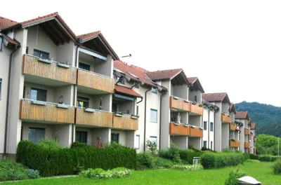 4-Zimmer-Wohnung mieten in Perg – 92,81 m², € 843