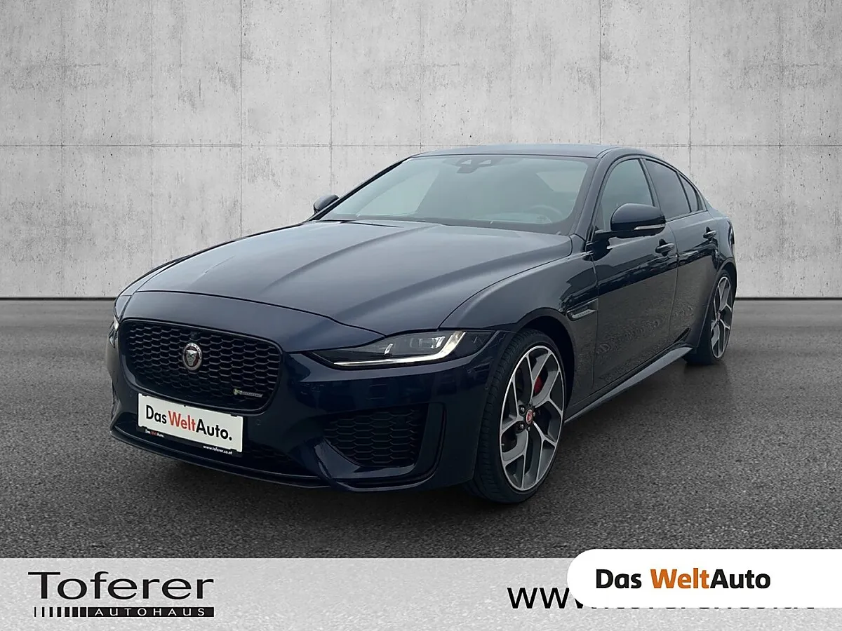 Jaguar XE