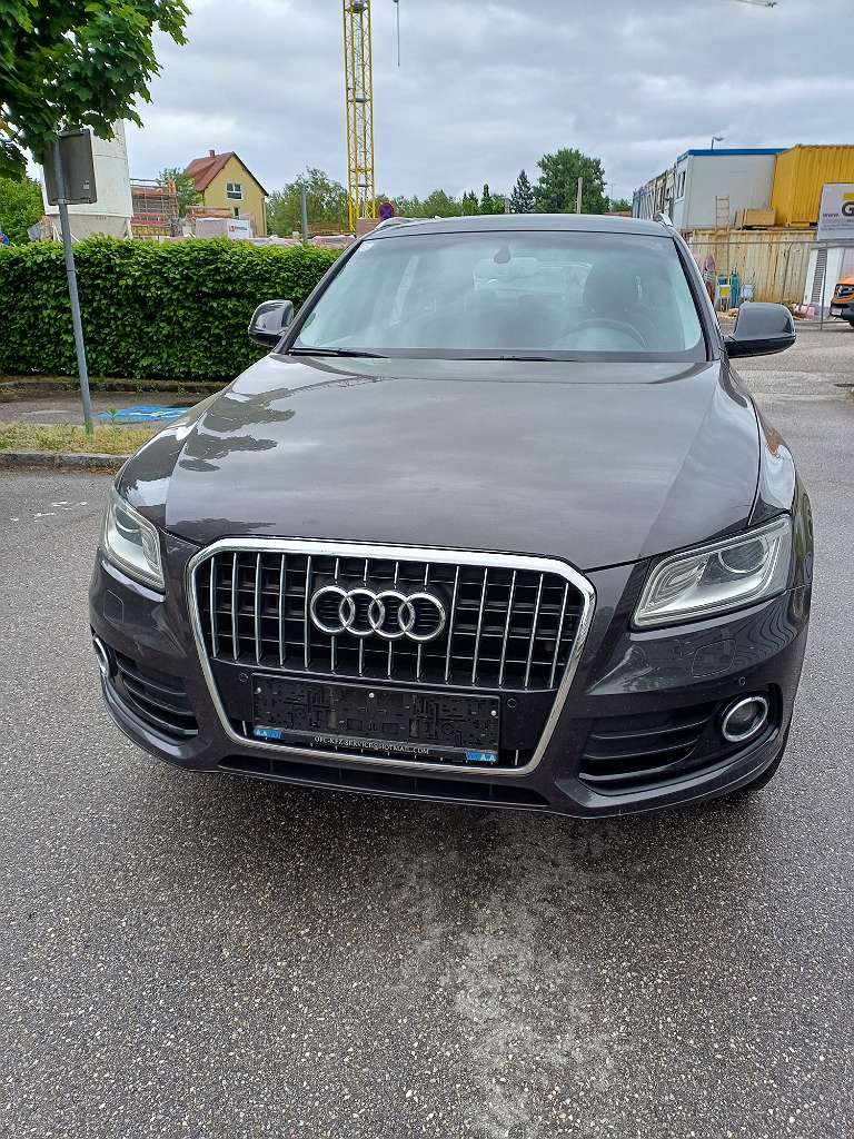 Audi Q5 2,0 TDI quattro Intense SUV / Geländewagen