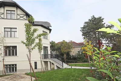Haus zur Miete in 1130 Wien Hietzing
