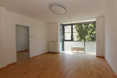 3-Zimmer-Wohnung mieten in Baden – 77 m², € 1.189