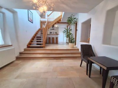 9-Zimmer-Haus mieten in Wien – 550 m², € 7.700 – Bild 9 von 22