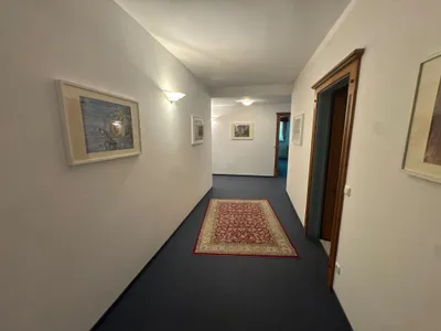 19-Zimmer-Gewerbeimmobilie mieten in Linz – 3 534 m², € 6.500 – Bild 25 von 41