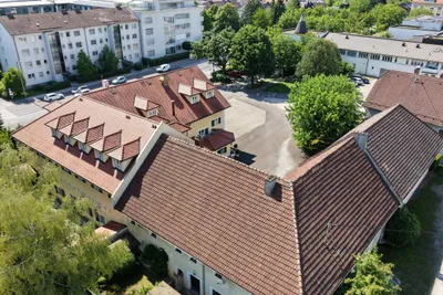 19-Zimmer-Gewerbeimmobilie mieten in Linz – 3 534 m², € 6.500 – Bild 3 von 41