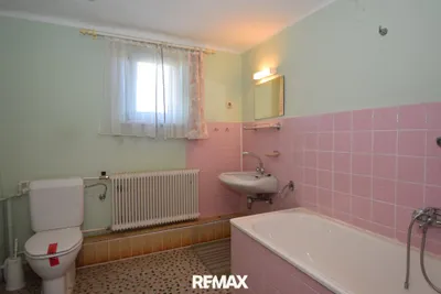 9-Zimmer-Haus kaufen in Melk – 196 m², € 249.000 – Bild 18 von 22