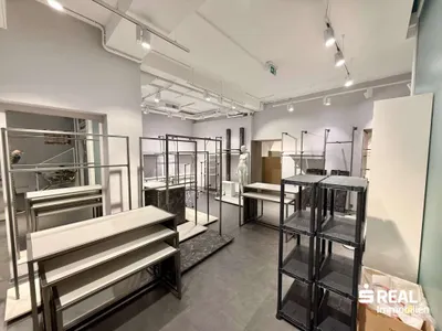 Gewerbeimmobilie mieten in Wels – 320 m², € 6.400 – Bild 5 von 9