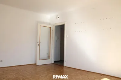 1-Zimmer-Wohnung kaufen in Korneuburg – 33 m², € 69.000 – Bild 3 von 9