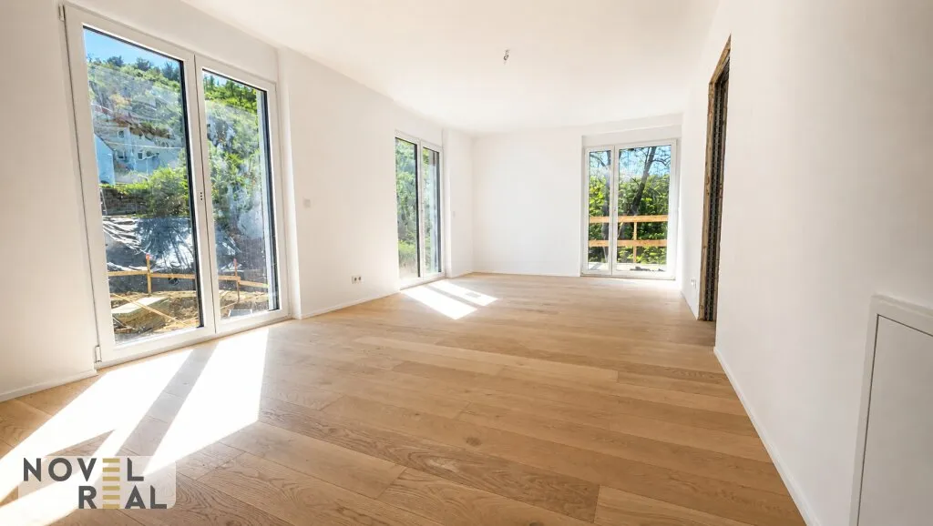 Erstbezugwohnung mit Balkon! Pool im Gemeinschaftsgarten! - Ansicht 2