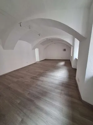 2-Zimmer-Gewerbeimmobilie mieten in Sankt Veit an der Glan – 100 m², € 1.185 – Bild 8 von 15