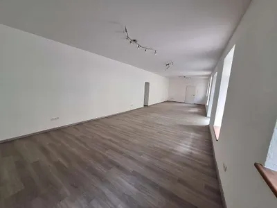 2-Zimmer-Gewerbeimmobilie mieten in Sankt Veit an der Glan – 100 m², € 1.185 – Bild 4 von 15