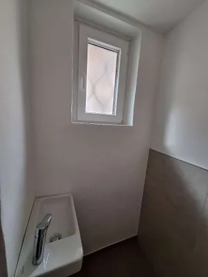 2-Zimmer-Gewerbeimmobilie mieten in Sankt Veit an der Glan – 100 m², € 1.185 – Bild 12 von 15