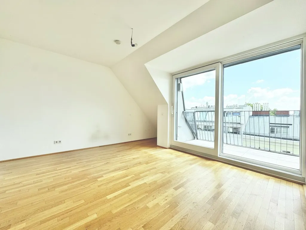 TERRASSENTRAUM | HELLE 2 ZIMMER | KLIMAANLAGE | OPTIMALE RAUMAUFTEILUNG | U-BAHN NÄHE - Ansicht 3