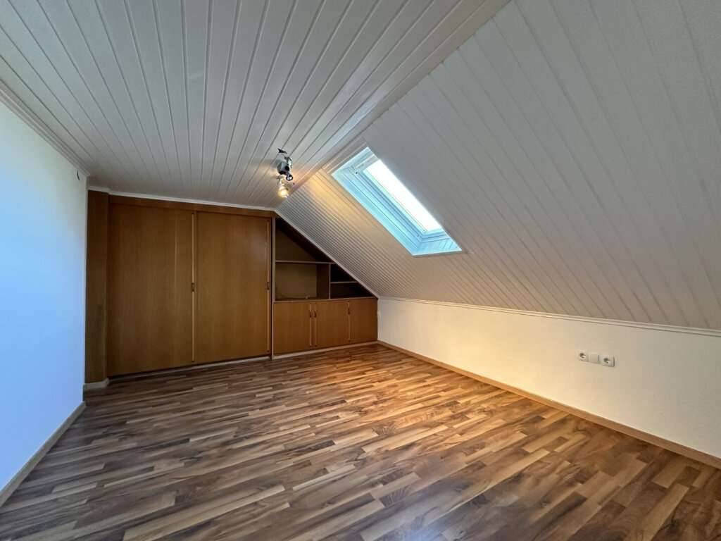 Willkommen in Ihrem neuen Zuhause! Diese charmante 67,61 m² große Wohnung bietet Ihnen vielseitige Nutzungsmöglichkeiten - Ansicht 3