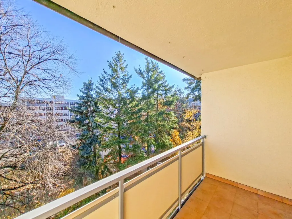 PROVISIONSFREI! GROSSZÜGIGE GUT AUFGETEILTE 4-ZIMMER MIT LOGGIA IN OTTAKRING! - Ansicht 3