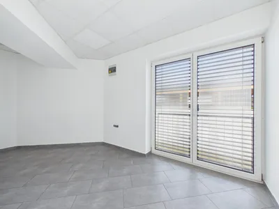 6-Zimmer-Gewerbeimmobilie mieten in Urfahr-Umgebung – 242 m², € 2.502 – Bild 6 von 10