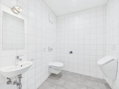 6-Zimmer-Gewerbeimmobilie mieten in Urfahr-Umgebung – 242 m², € 2.502 – Bild 9 von 10