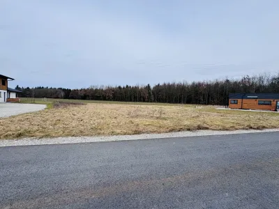Grundstück kaufen in Braunau am Inn – 998 m², € 140.000 – Bild 3 von 4