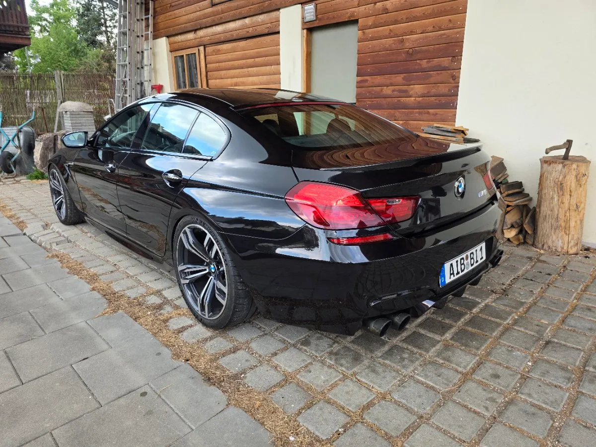 BMW M6 2013 photo 2