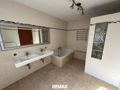 8-Zimmer-Haus kaufen in Freistadt – 252 m², € 350.000 – Bild 11 von 13