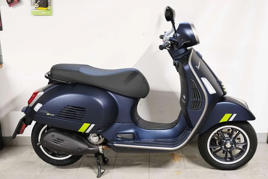 Vespa GTS