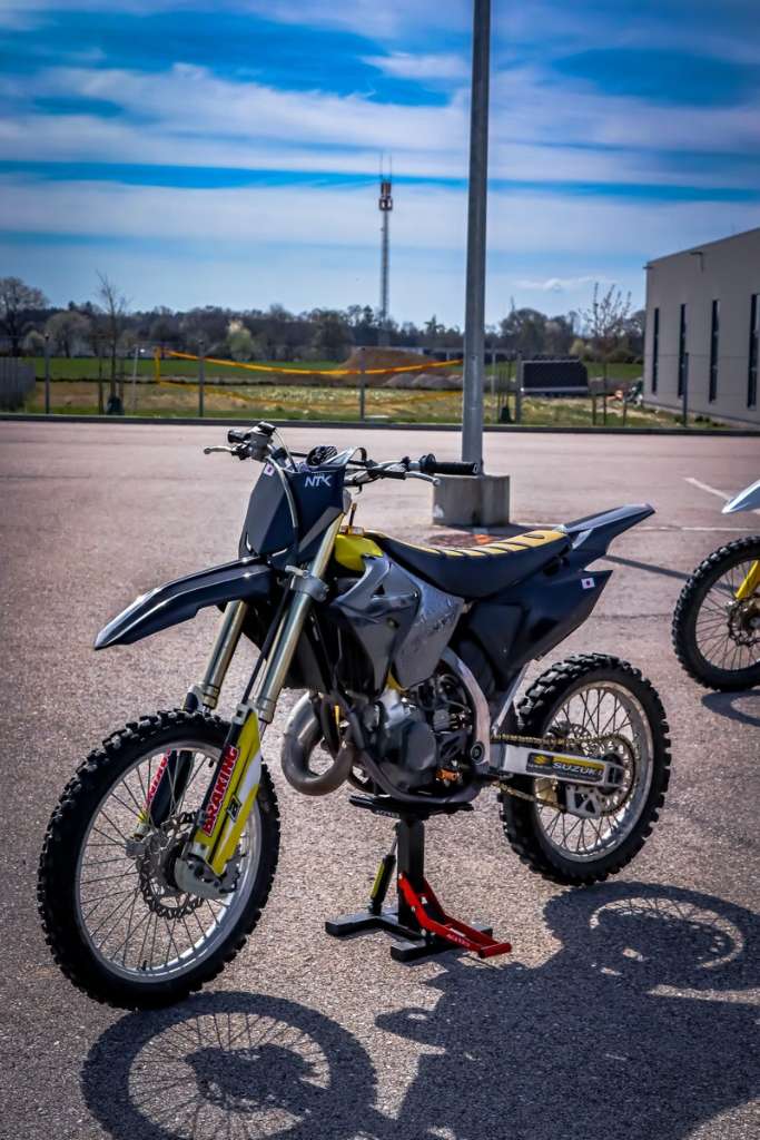 Suzuki RM 125 NEU Motocross