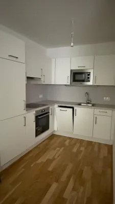 Helle 2-Zimmer-Wohnung mit Balkon und voll ausgestatteter Küche im 22. Bezirk – Bild 2