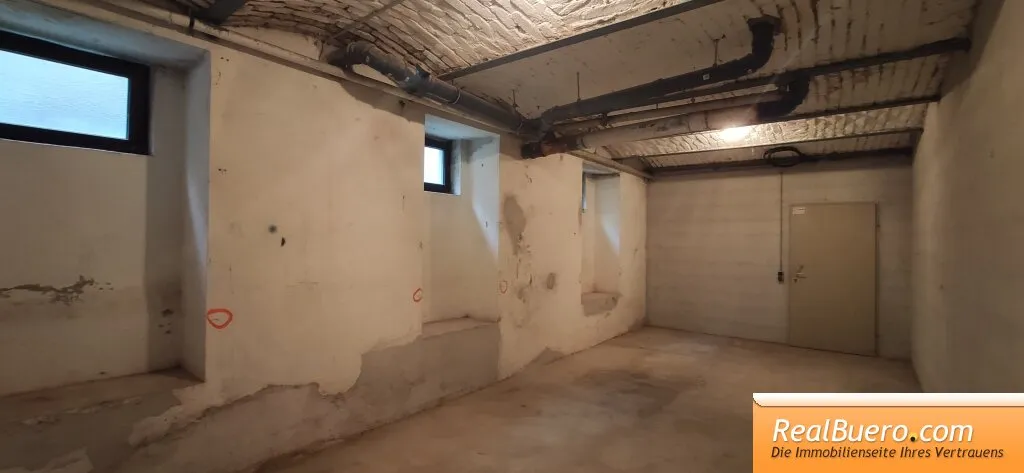 LAGERFLÄCHE IN DER SECHSHAUSERSTRASSE HÖHE GRIMMGASSE - Widok 2