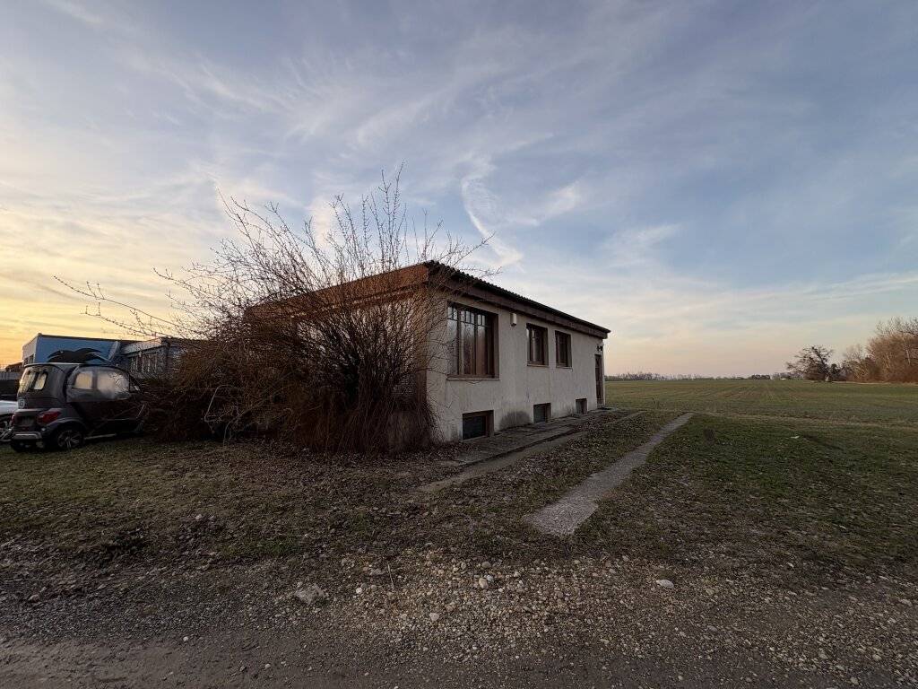 WOHNEN AM SEE, ERBAUEN SIE SICH IHREN WOHNTRAUM MIT SEEZUGANG- Haus mit Keller in Trockenparzelle - Ansicht 3