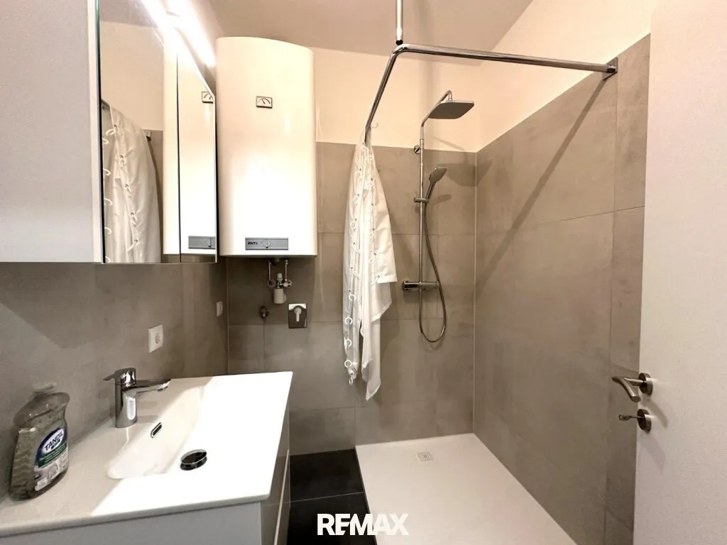 ***Stilvolle 3-Zimmer-Wohnung in der Lazarettgasse*** - Ansicht 2