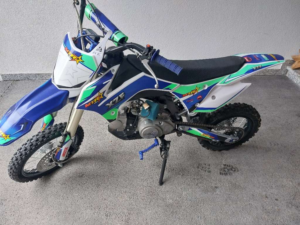 Malcor MTR XZF 125ccm inkl. Helm und Rückenprotekt Motocross