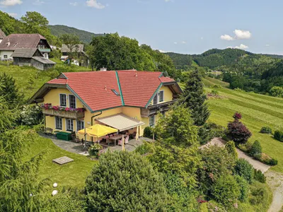 6-Zimmer-Haus kaufen in Feldkirchen – 256 m², € 980.000 – Bild 3 von 10