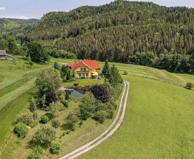 6-Zimmer-Haus kaufen in Feldkirchen – 256 m², € 980.000 – Bild 4 von 10