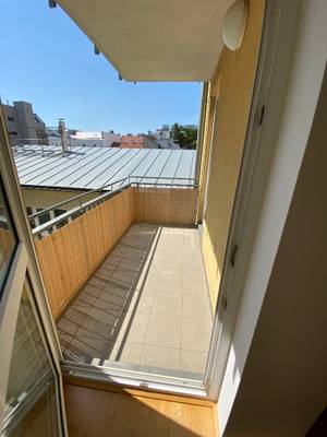 Ruhige und helle 2-Zimmer Wohnung mit 2 Balkonen in Hernals – Bild 3