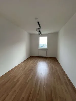 Wohnung mieten in Wiener Neustadt – 73,93 m², € 979 – Bild 3 von 6