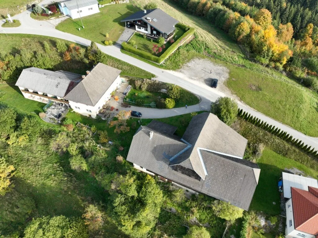 NEUER PREIS Komplett ausgestattetes Gästehaus mit 9 Zimmern, privater Wohnung, Restaurant samt moderner Gastroküche und zusätzlichem Nebengebäude! - Ansicht 3