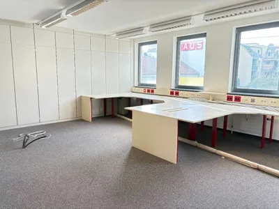6-Zimmer-Gewerbeimmobilie mieten in Wien – 191 m², € 2.014 – Bild 2 von 11