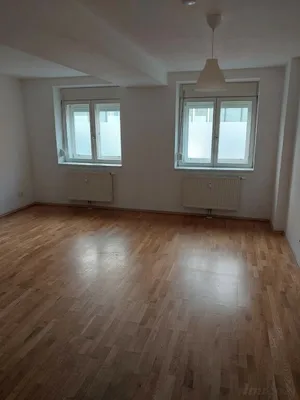 1-Zimmer-Wohnung mieten in Graz – 46,82 m², € 451 – Bild 2 von 6