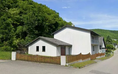 Haus kaufen in Melk – 240 m², € 350.000 – Bild 3 von 12