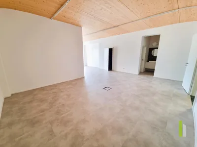 5-Zimmer-Gewerbeimmobilie mieten in Salzburg-Umgebung – 214 m², € 2.830 – Bild 5 von 8